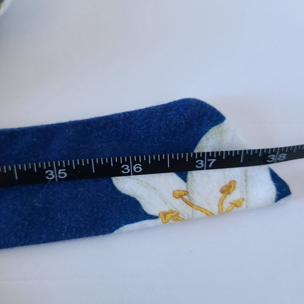 PINUP FASHION FLORAL V-NECK DRESS | BLUE & WHITE | SHORT SLEEVE | SZ 22W - Picture 9 of 14